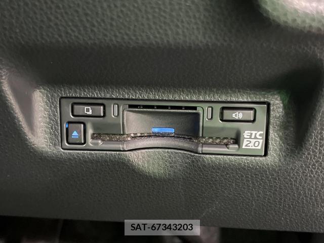 Toyota SIENTA 2024-09 8283642-7