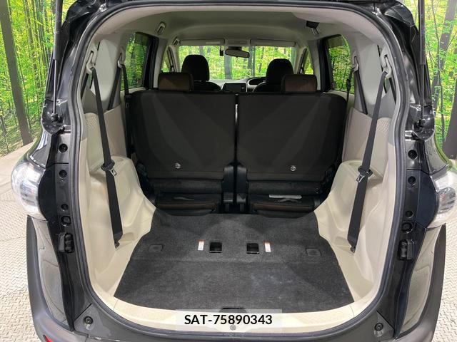 Toyota SIENTA 2016-12 8283669-10