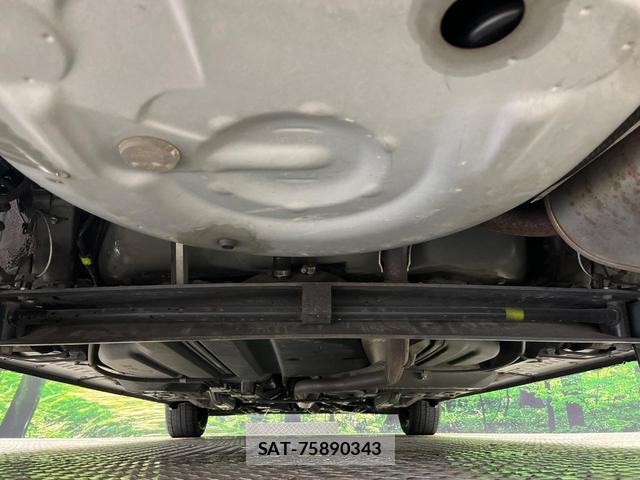 Toyota SIENTA 2016-12 8283669-19