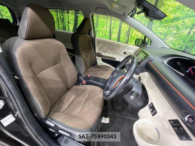 Toyota SIENTA 2016-12 8283669-8