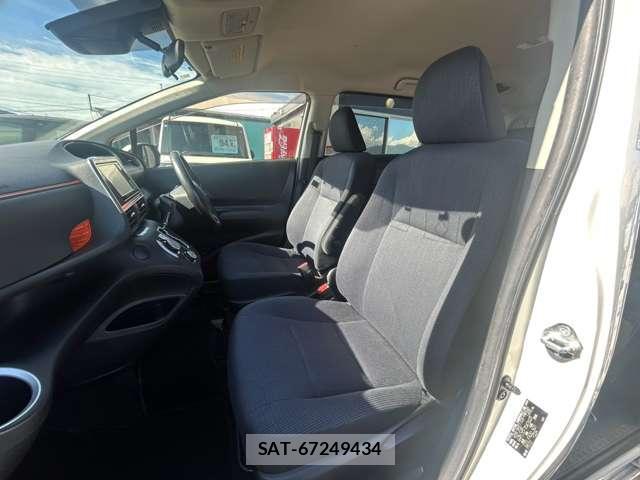 Toyota SIENTA 2016-05 8284020-15
