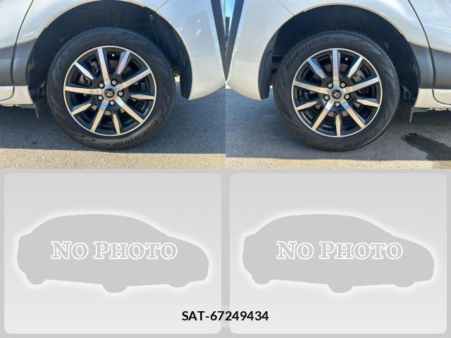 Toyota SIENTA 2016-05 8284020-19