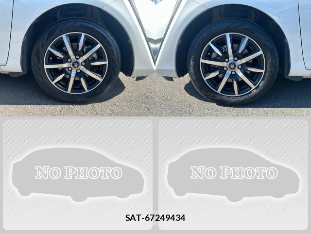 Toyota SIENTA 2016-05 8284020-8