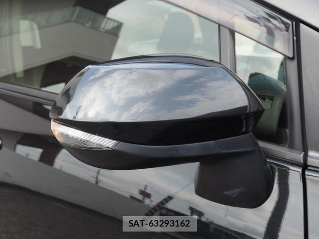 Toyota SIENTA 2018-11 8284164-16