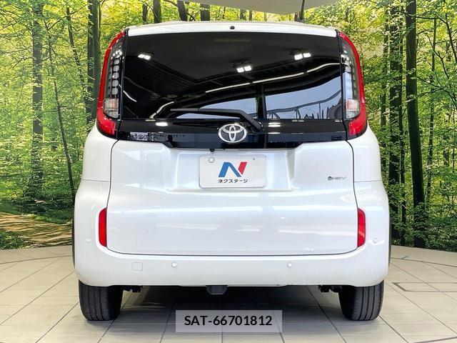 Toyota SIENTA 2024-10 8284486-15