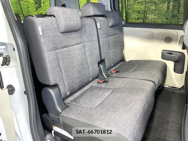 Toyota SIENTA 2024-10 8284486-8