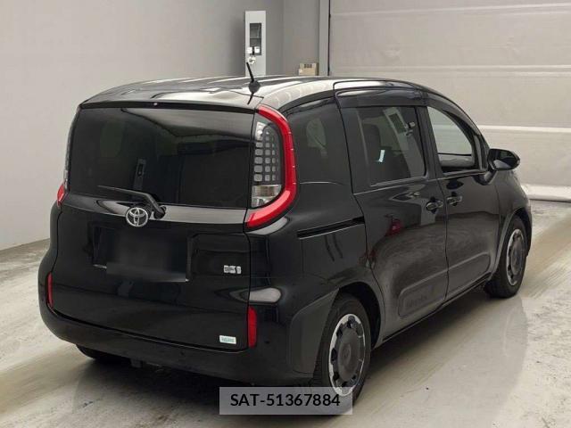 Toyota SIENTA 2023-10 8284670-1