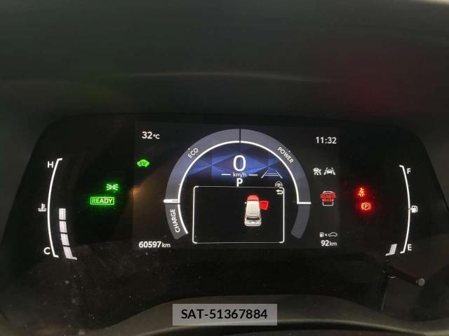 Toyota SIENTA 2023-10 8284670-11