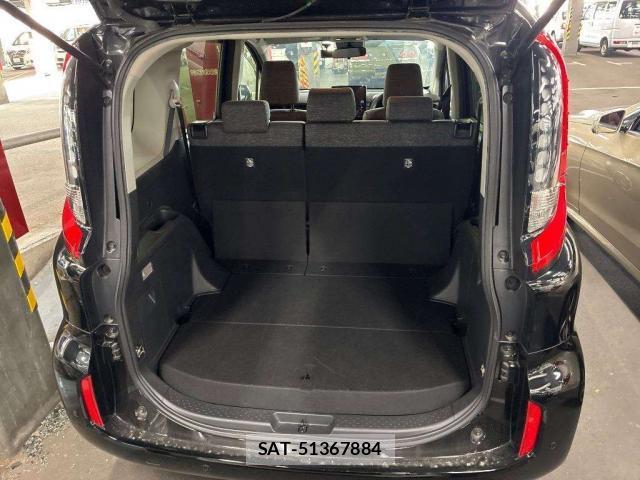 Toyota SIENTA 2023-10 8284670-4