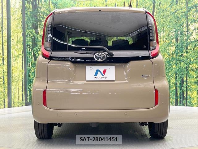 Toyota SIENTA 2026-05 8284913-15