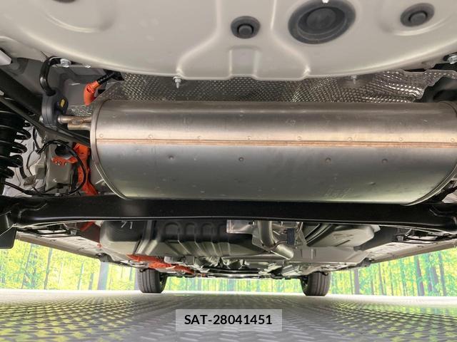 Toyota SIENTA 2026-05 8284913-18