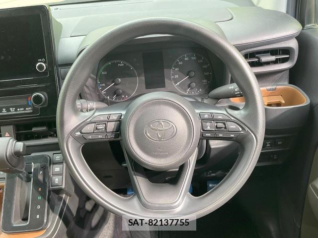 Toyota SIENTA 2023-03 8284958-11