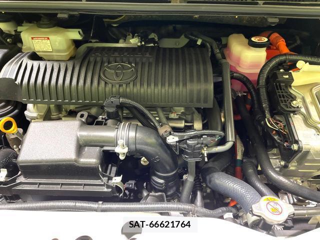 Toyota SIENTA 2019-07 8285214-17