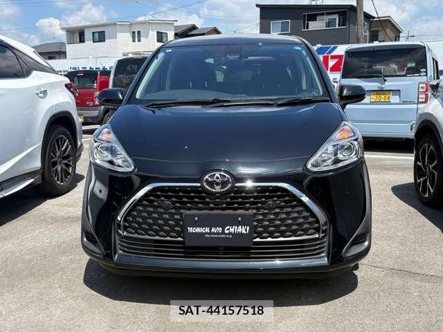 Toyota SIENTA 2022-04 8285352-1