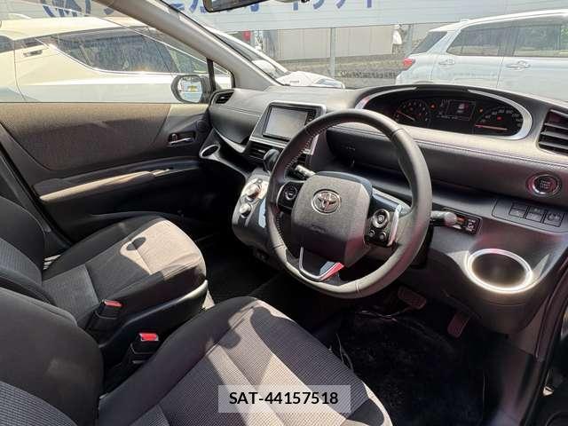 Toyota SIENTA 2022-04 8285352-10