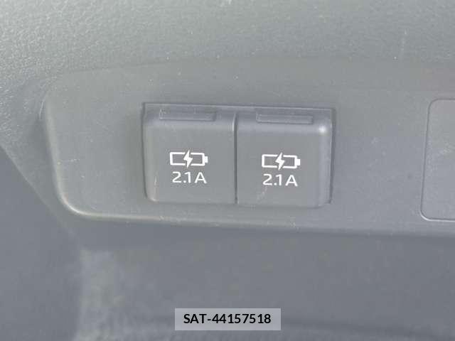 Toyota SIENTA 2022-04 8285352-16
