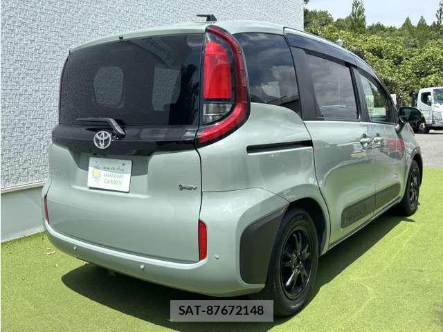 Toyota SIENTA 2023-08 8285475-1