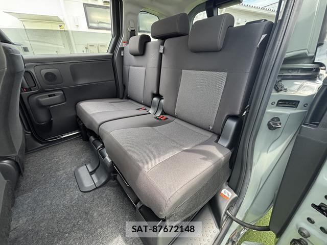 Toyota SIENTA 2023-08 8285475-10