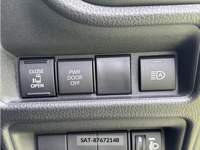 Toyota SIENTA 2023-08 8285475-13