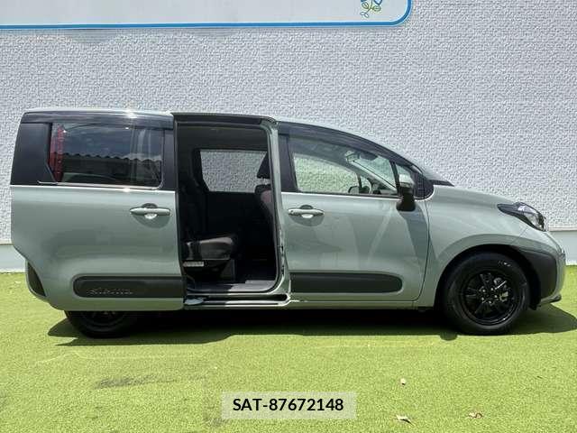 Toyota SIENTA 2023-08 8285475-17