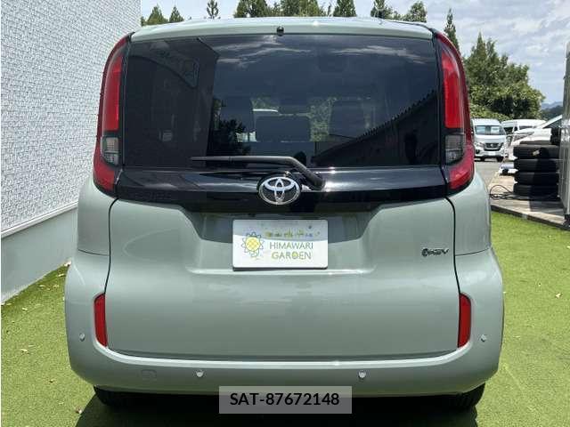 Toyota SIENTA 2023-08 8285475-18