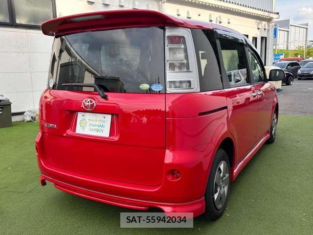 Toyota SIENTA 2011-07 8285478-1