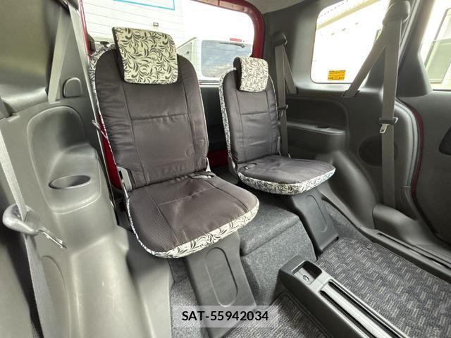Toyota SIENTA 2011-07 8285478-12