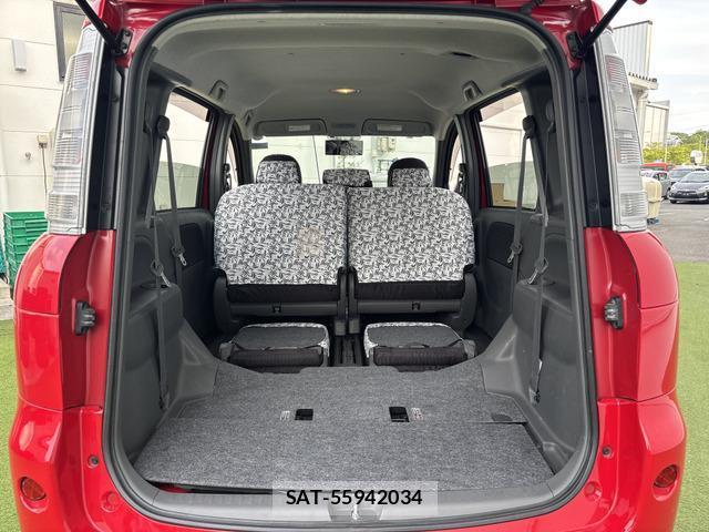 Toyota SIENTA 2011-07 8285478-13