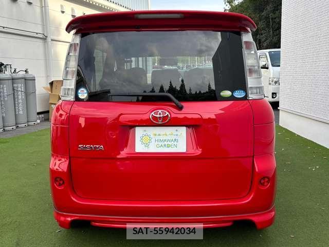 Toyota SIENTA 2011-07 8285478-17