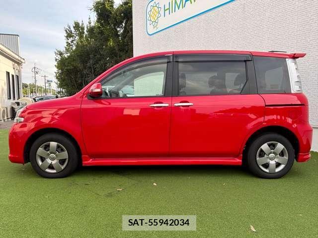 Toyota SIENTA 2011-07 8285478-18
