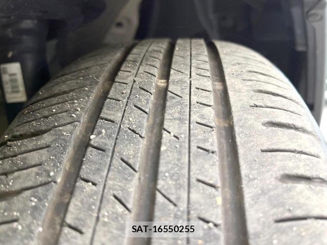 Toyota SIENTA 2025-01 8285628-14