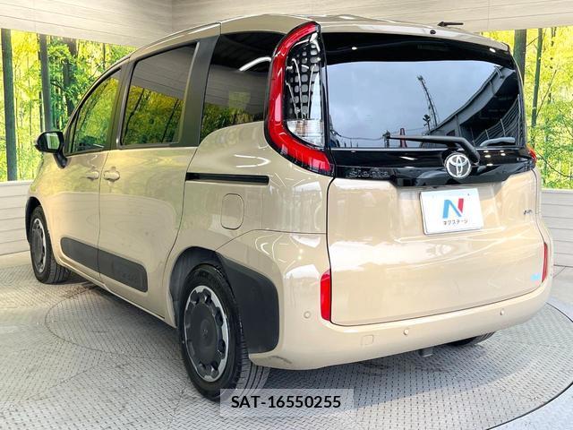 Toyota SIENTA 2025-01 8285628-6