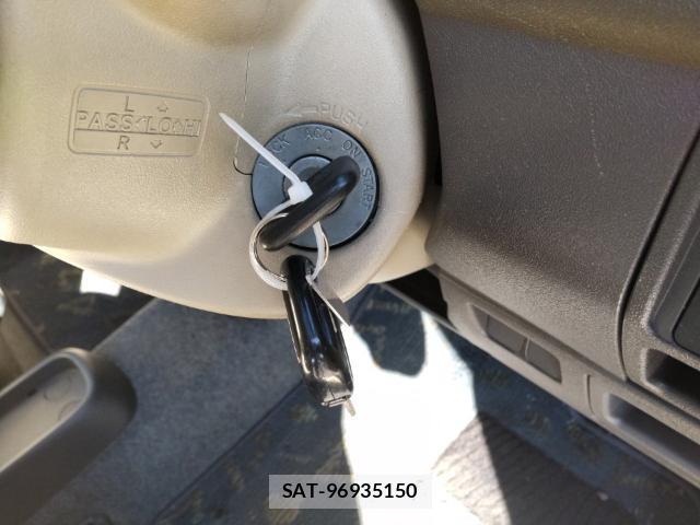 Toyota SIENTA 2007-07 8285678-14