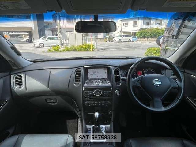 Nissan SKYLINE CROSSOVER 2010-01 8284178-4