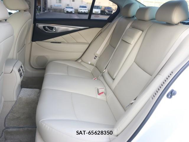 Nissan SKYLINE 2015-06 8277587-6
