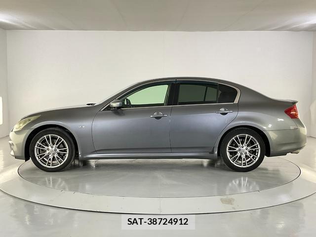 Nissan SKYLINE 2011-03 8280810-3