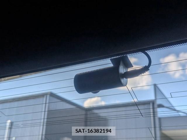 Nissan SKYLINE 2024-06 8284259-16
