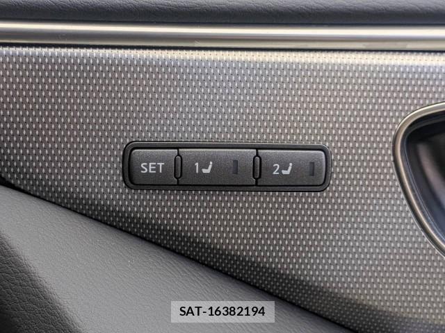 Nissan SKYLINE 2024-06 8284259-17
