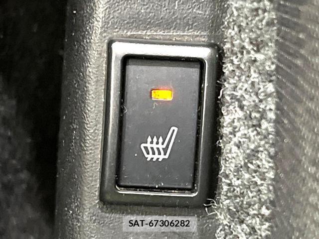 Suzuki SOLIO 2017-07 8277390-6