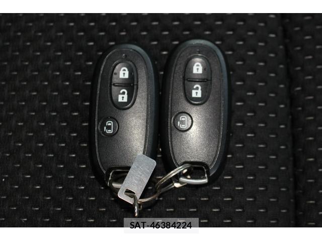 Suzuki SOLIO 2015-06 8279816-17