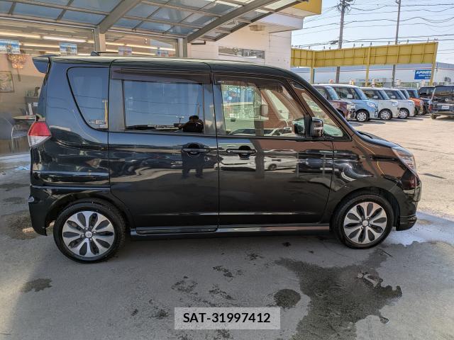 Suzuki SOLIO 2013-11 8282689-3