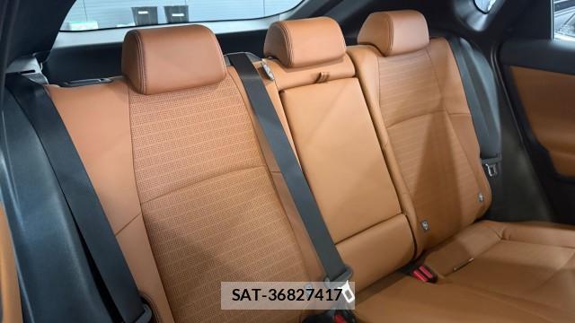 Subaru Solterra 2023-03 8281101-5