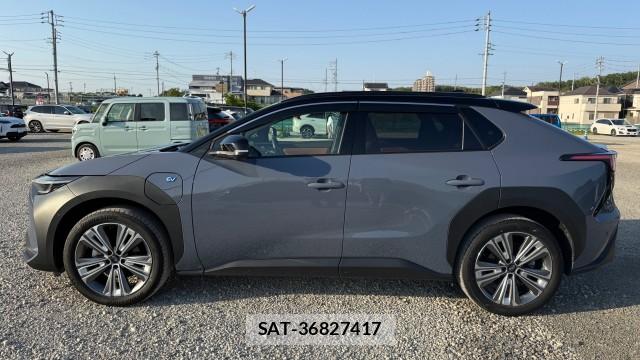 Subaru Solterra 2023-03 8281101-9