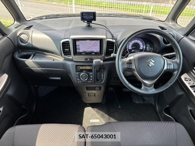 Suzuki SPACIA 2018-01 8283388-1