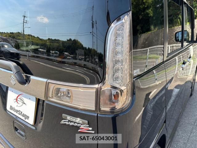 Suzuki SPACIA 2018-01 8283388-14