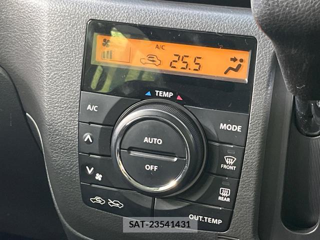 Suzuki SPACIA 2014-03 8276770-5