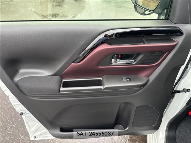 Suzuki SPACIA 2026-07 8278715-17