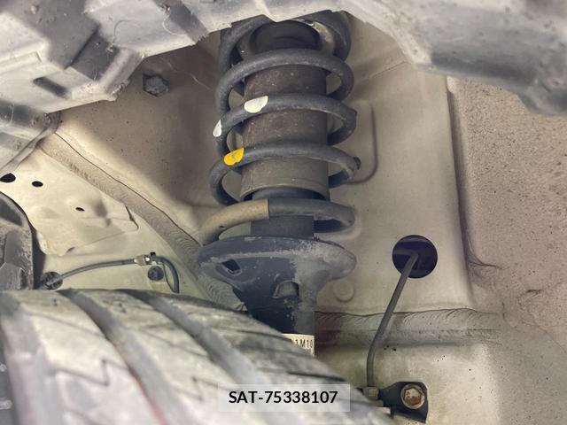 Suzuki SPACIA 2013-09 8278790-19