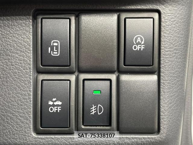 Suzuki SPACIA 2013-09 8278790-3