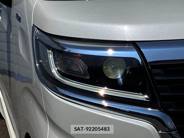 Suzuki SPACIA 2019-10 8279311-13